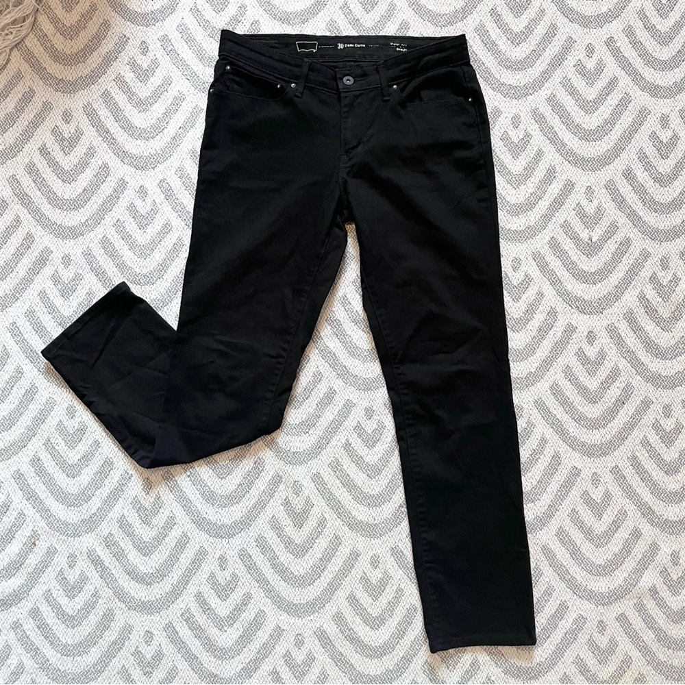 LEVI’S Women’s Demi Curve Straight Leg Black Denim Jeans 30